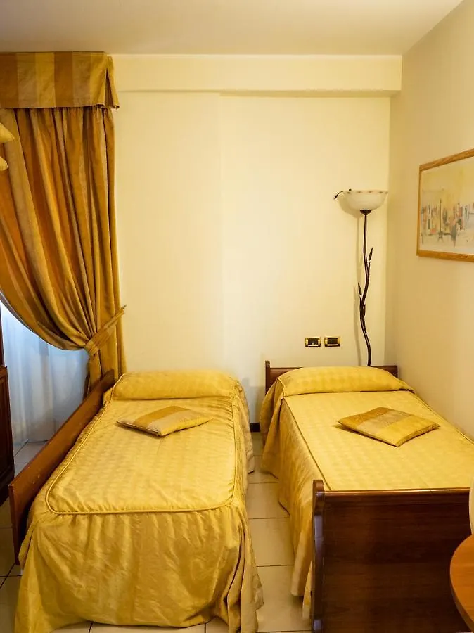 Aparthotel Hotel Residence White Palace Cento